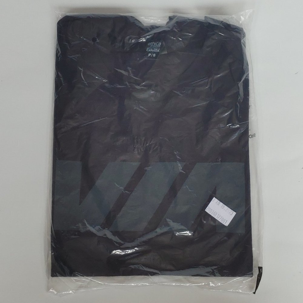 VIA Rail T-Shirt Men's Size Small BNIP Made in Canada 100% Cotton 🍁